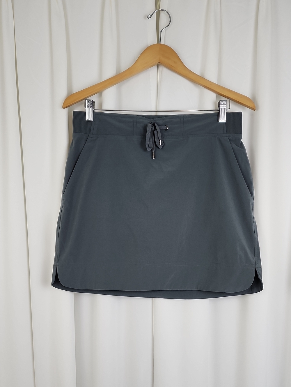 Athleta Midtown Skort Gray Size 8